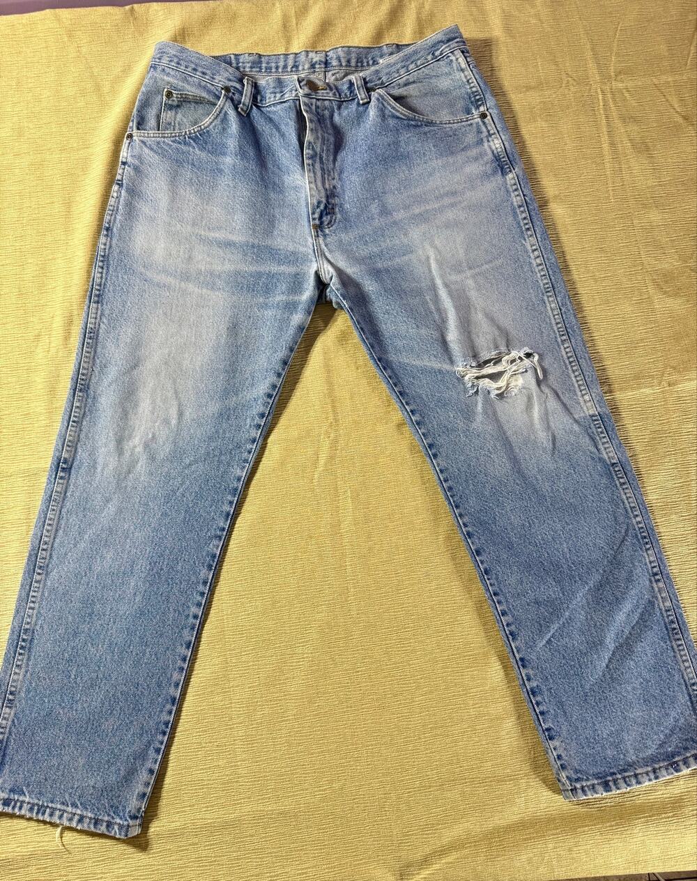 Wrangler 96010S Jeans Mens 38x29 Blue Denim Distressed Relaxed Fit Vintage Y2K